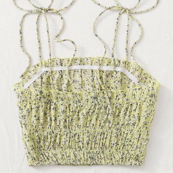 NWOT SHEIN CROP TOP - Picture 2 of 2